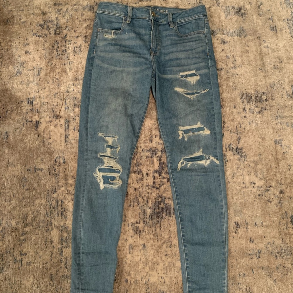 American eagle ripped jeans